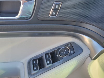 2015 Ford Explorer Base