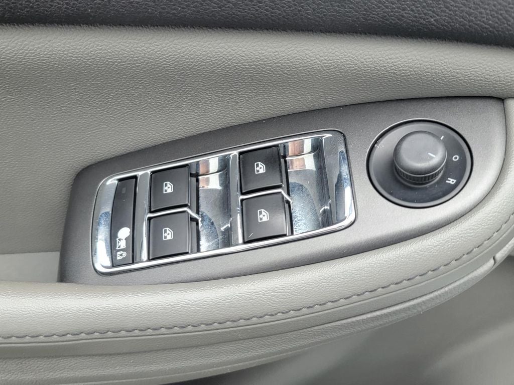 2013 Chevrolet Malibu LS 1LS