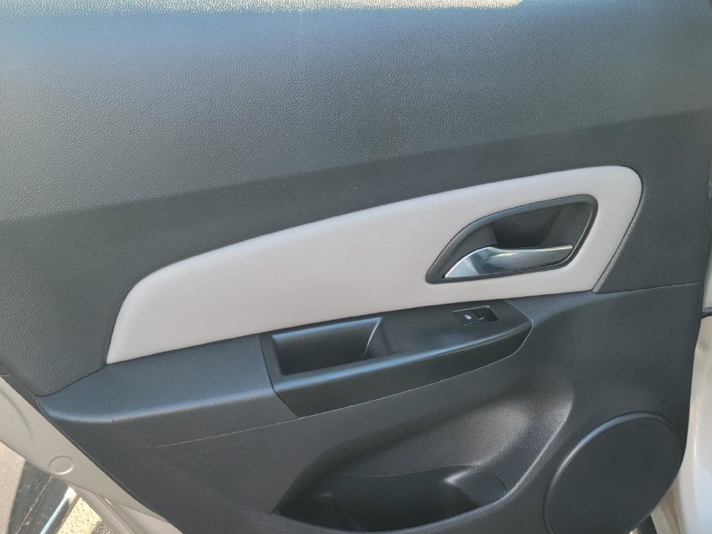 2013 Chevrolet Cruze 1LT