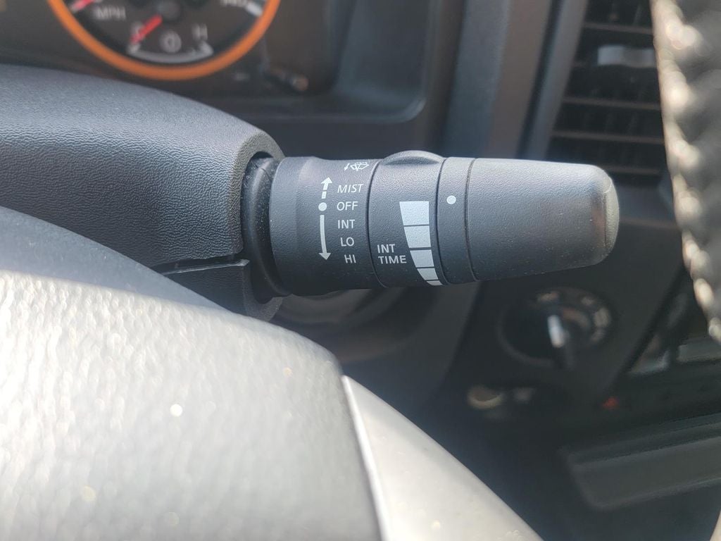 2014 Nissan Titan SV