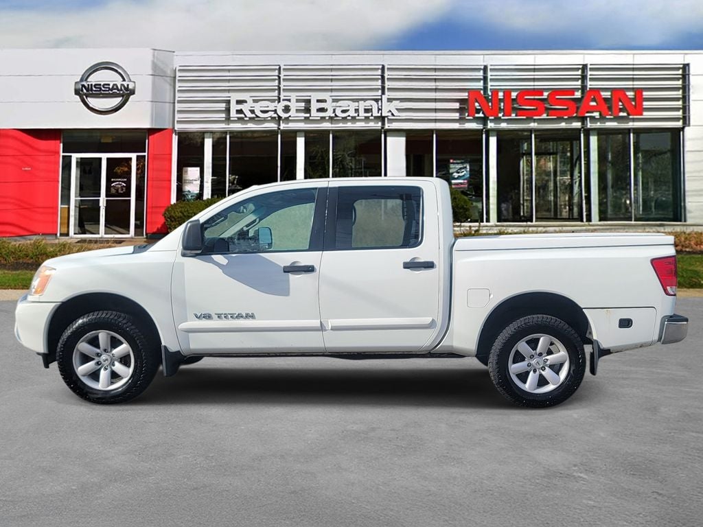 2014 Nissan Titan SV