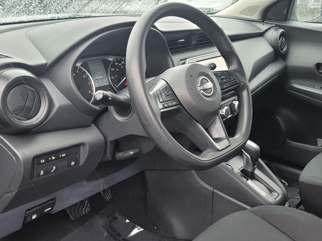 2023 Nissan Kicks S