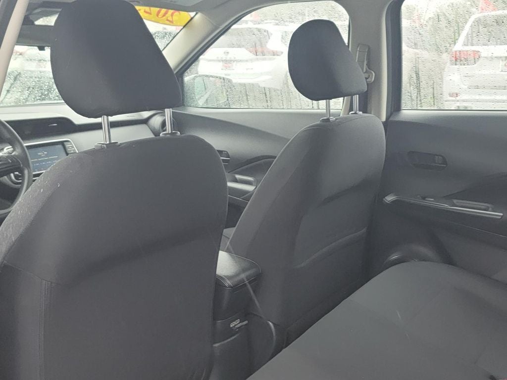 2023 Nissan Kicks S