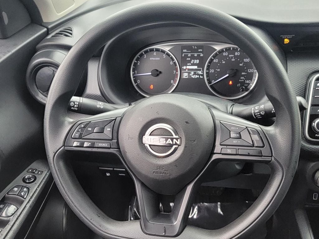 2023 Nissan Kicks S