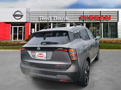 2025 Nissan Kicks SR