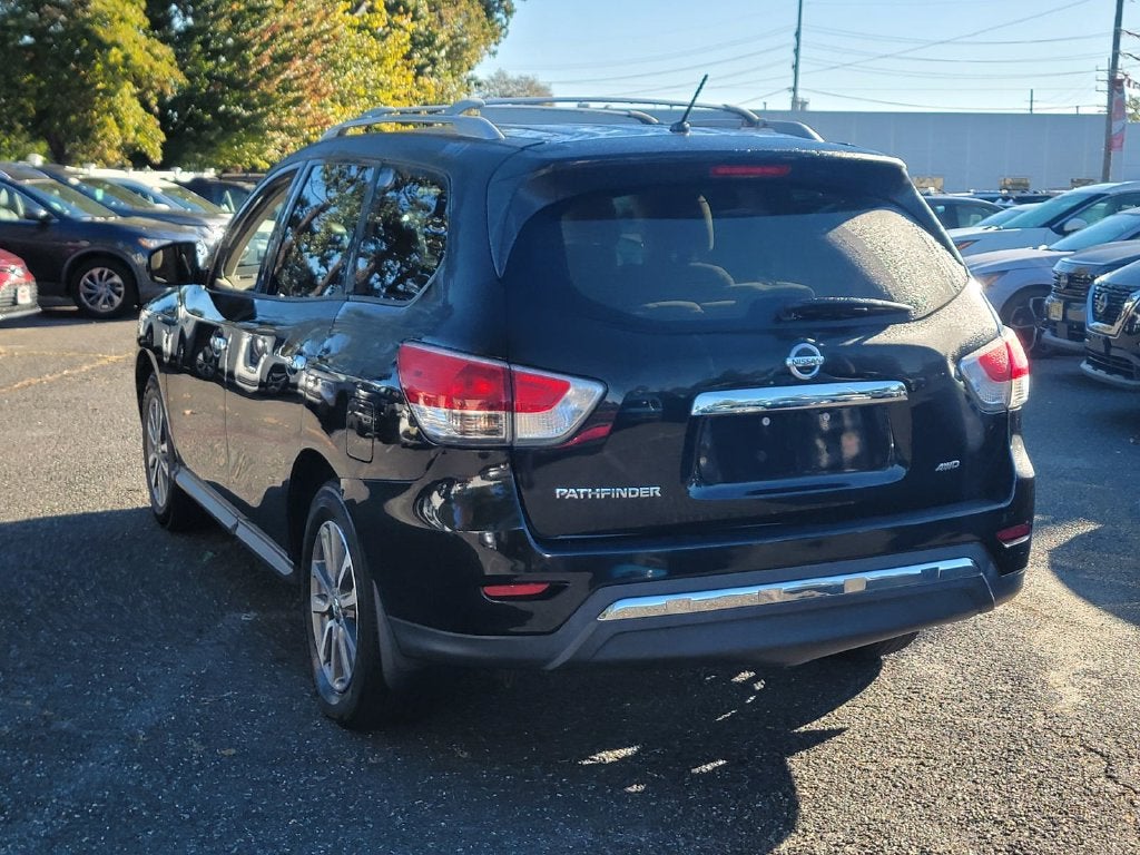 2015 Nissan Pathfinder S