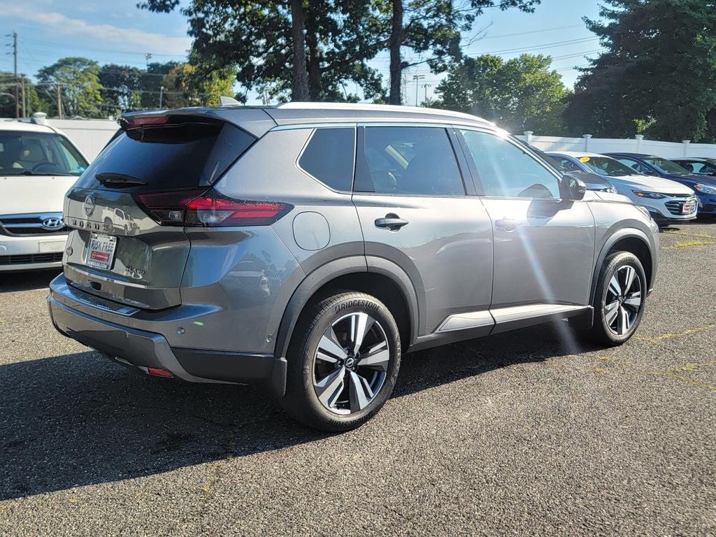 2024 Nissan Rogue SL