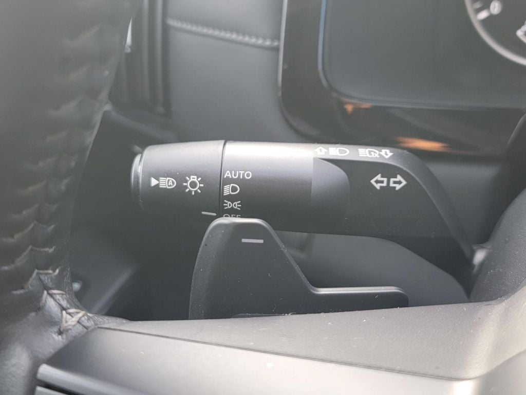 2020 Nissan Pathfinder S