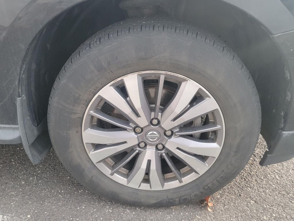 2020 Nissan Pathfinder S