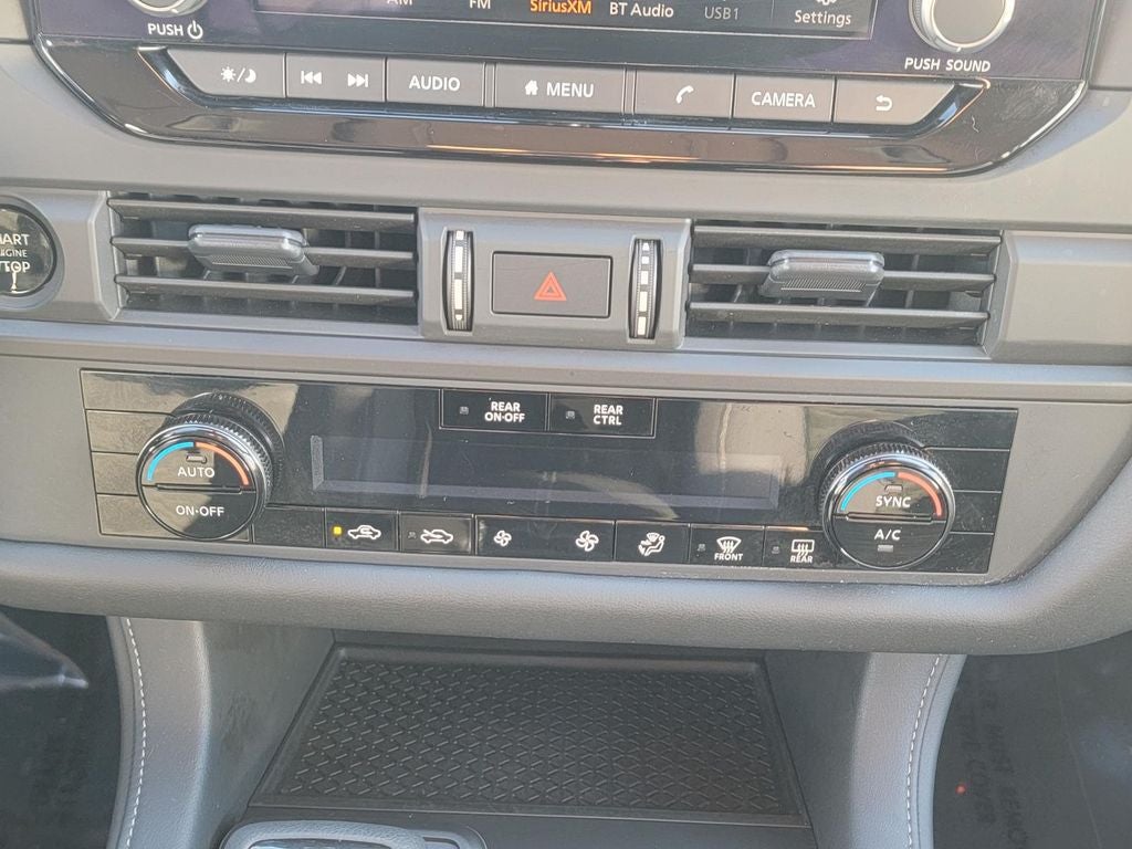 2025 Nissan Pathfinder S