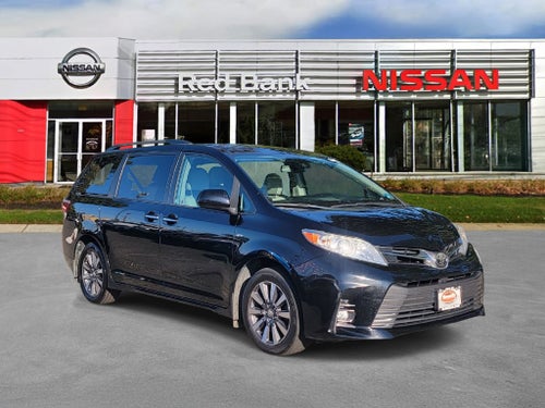 2018 Toyota Sienna XLE Premium 7 Passenger
