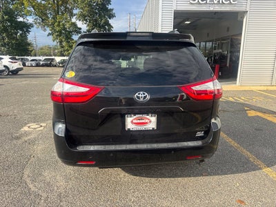 2018 Toyota Sienna XLE Premium 7 Passenger