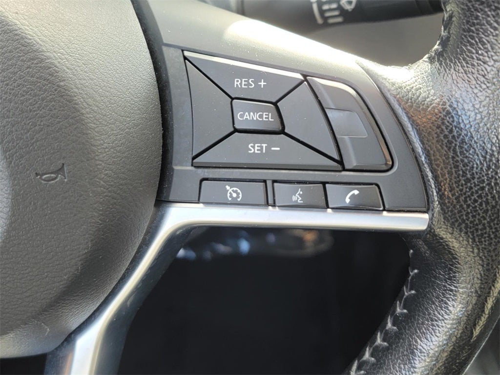 2022 Nissan Rogue Sport SV