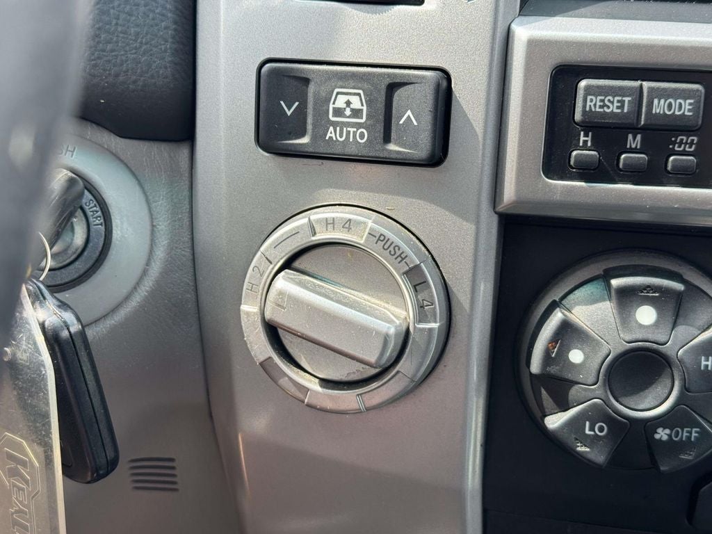 2004 Toyota 4Runner SR5