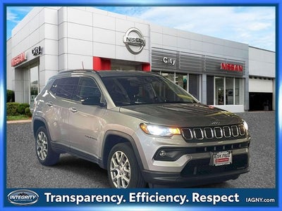 2022 Jeep Compass Latitude Lux