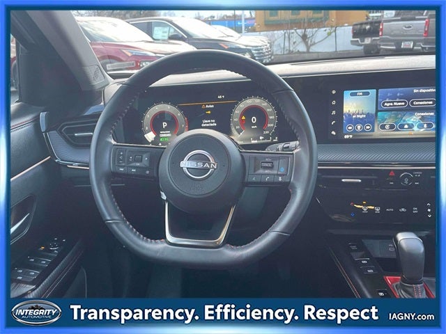 2025 Nissan Kicks SR