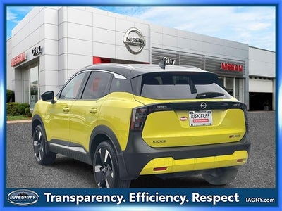 2025 Nissan Kicks SR