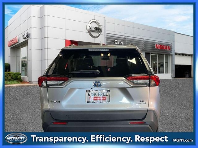 2021 Toyota RAV4 Hybrid LE
