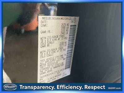 2025 Nissan Pathfinder SL