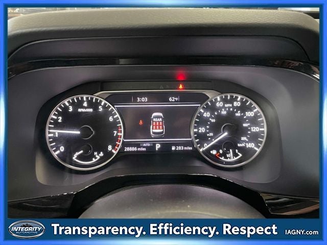 2025 Nissan Pathfinder SL