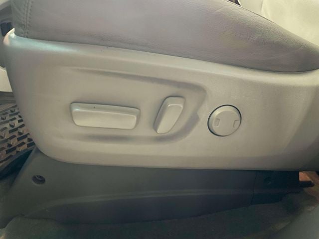 2015 Toyota Sienna XLE 7 Passenger