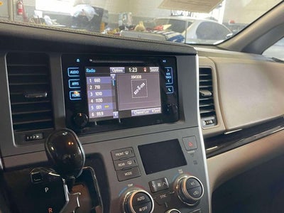 2015 Toyota Sienna XLE 7 Passenger