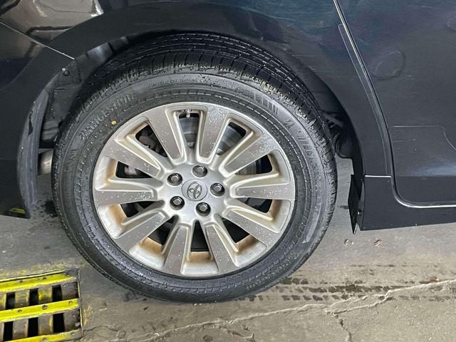 2015 Toyota Sienna XLE 7 Passenger