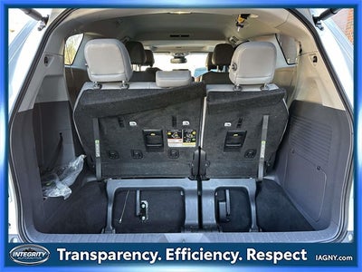 2024 Toyota Sienna XLE 8 Passenger