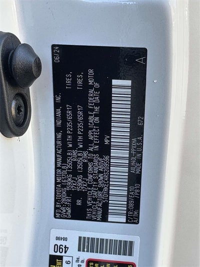 2024 Toyota Sienna XLE 8 Passenger