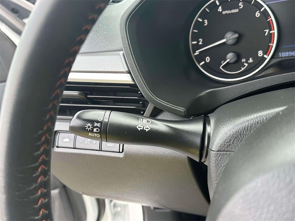 2025 Nissan Altima SR