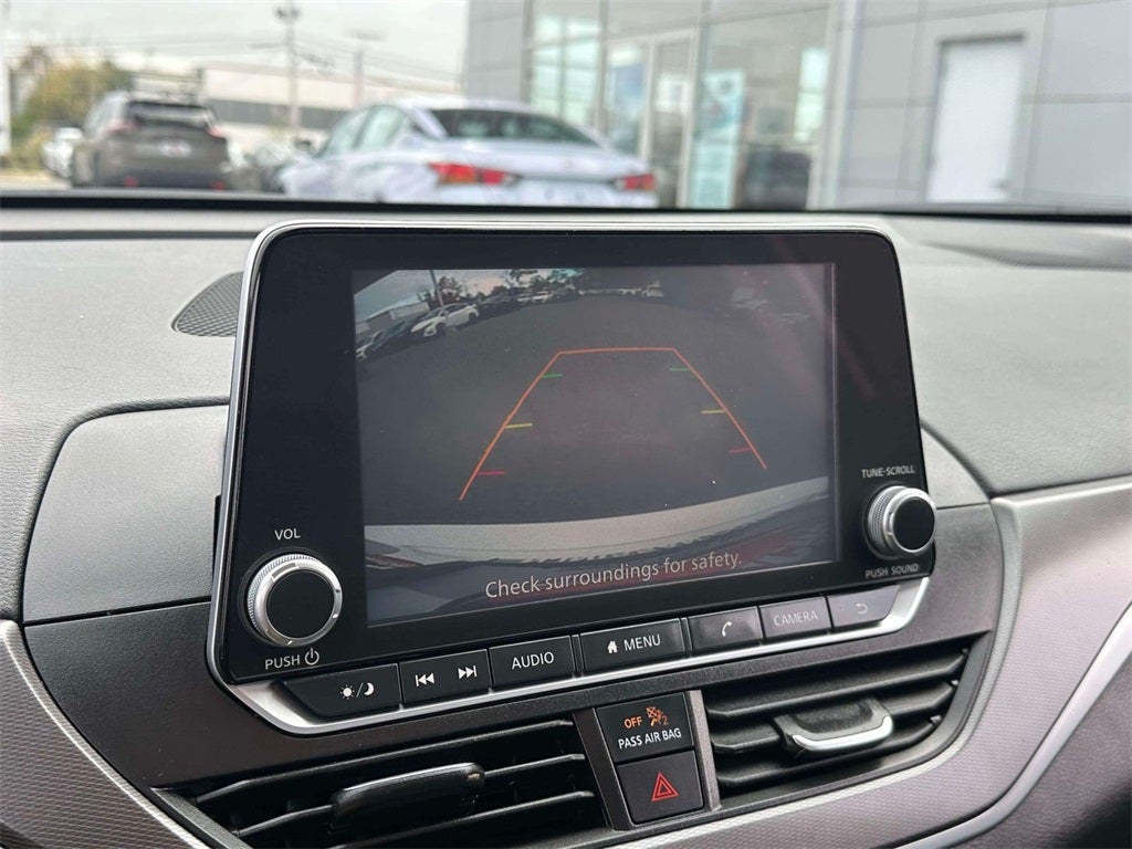 2025 Nissan Altima SR