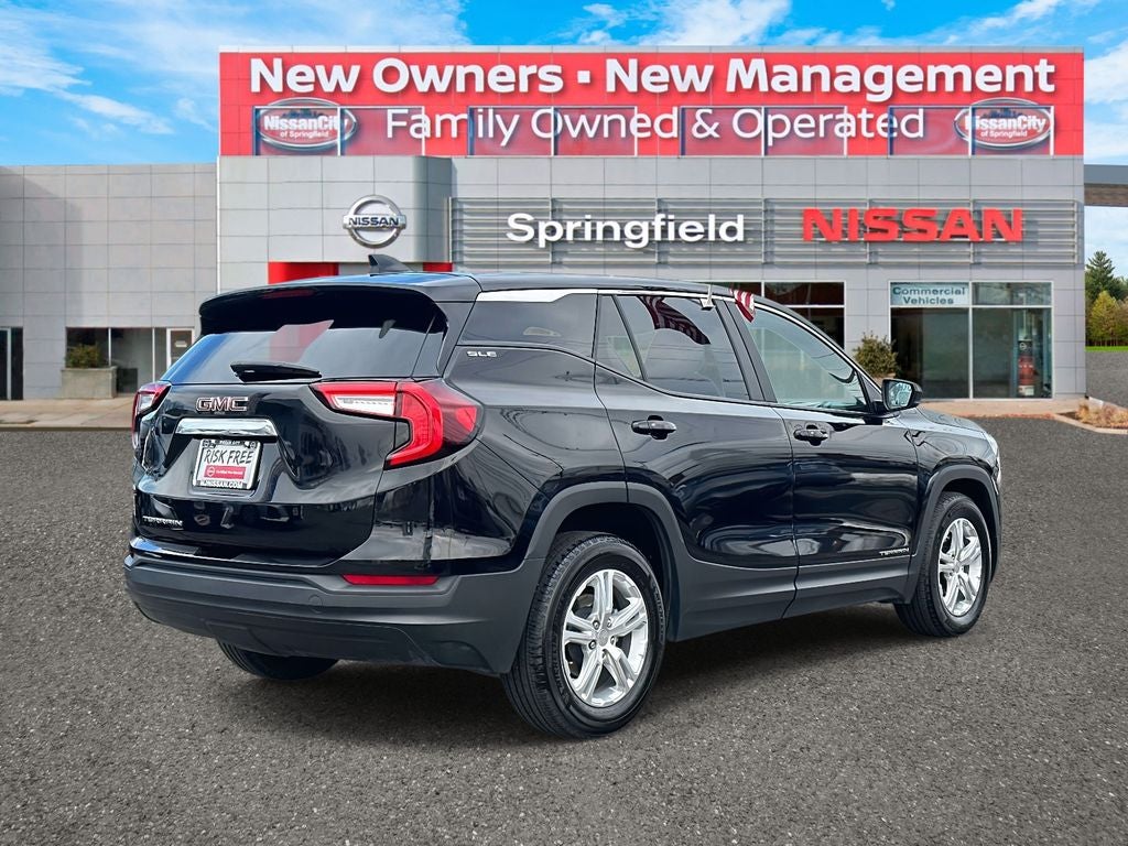 2024 GMC Terrain SLE