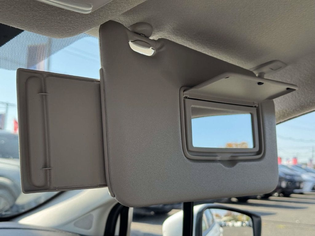 2022 Nissan Versa 1.6 SV