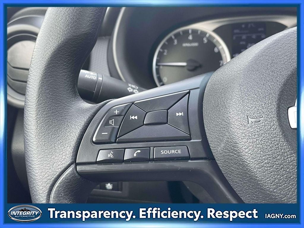 2025 Nissan Kicks Play S CERTIFIED