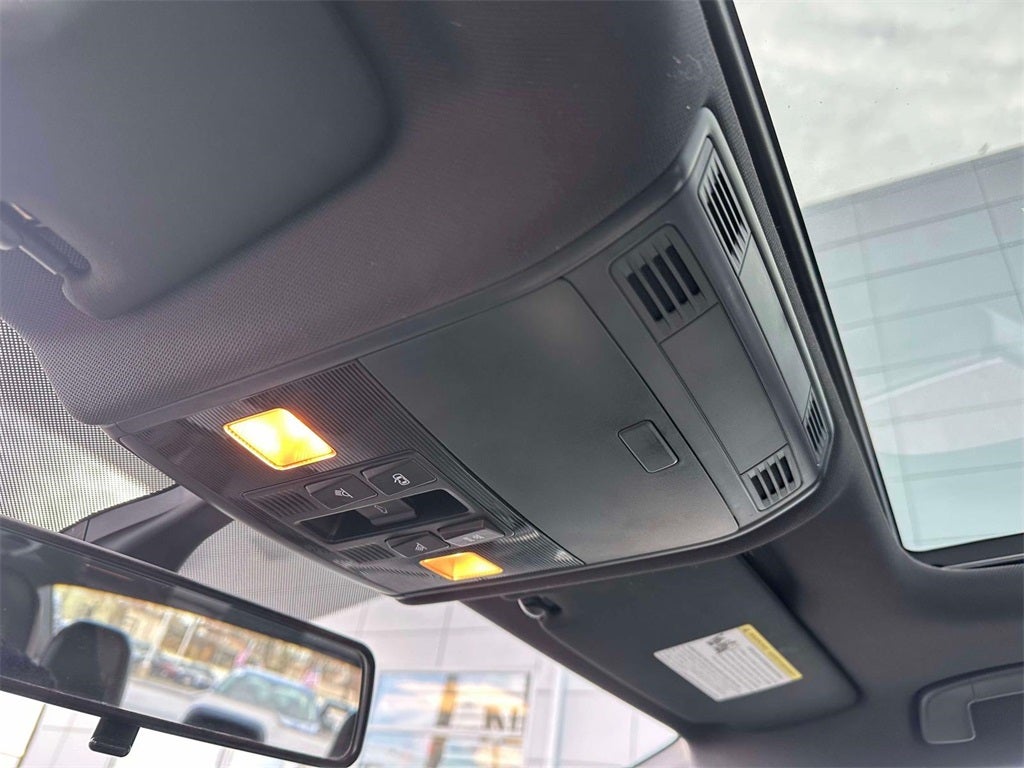 2019 Volkswagen Jetta R-Line