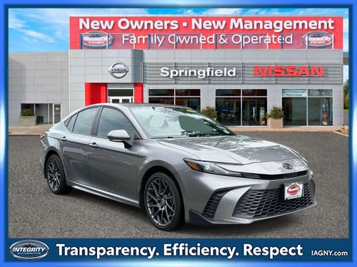 2025 Toyota Camry SE