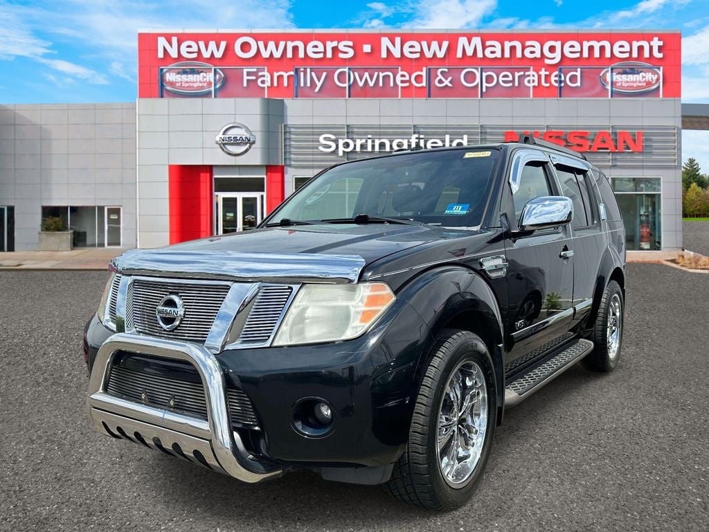 2008 Nissan Pathfinder LE