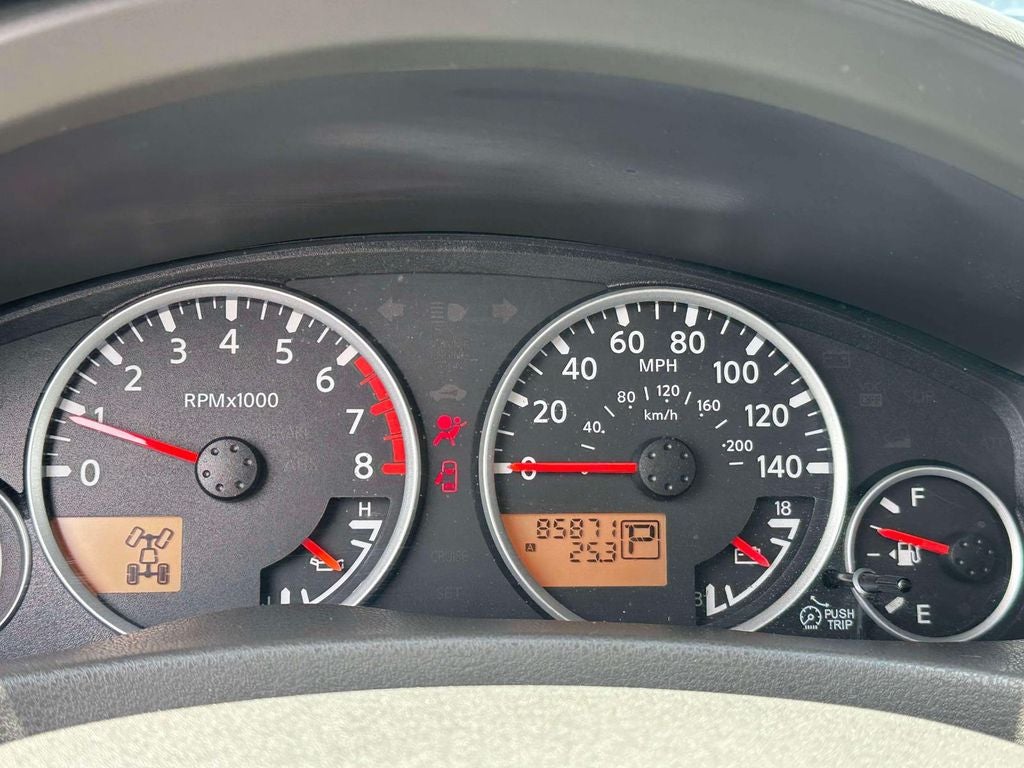 2008 Nissan Pathfinder LE