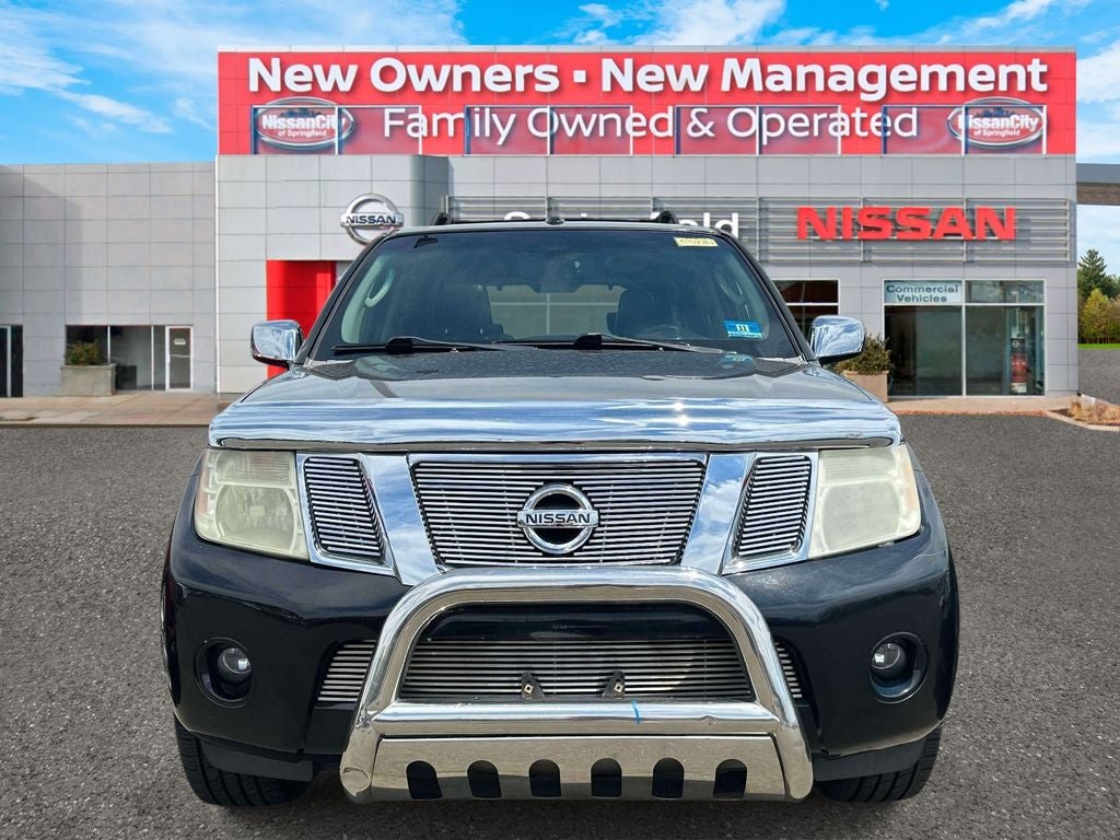 2008 Nissan Pathfinder LE