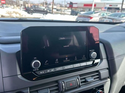 2025 Nissan Pathfinder S