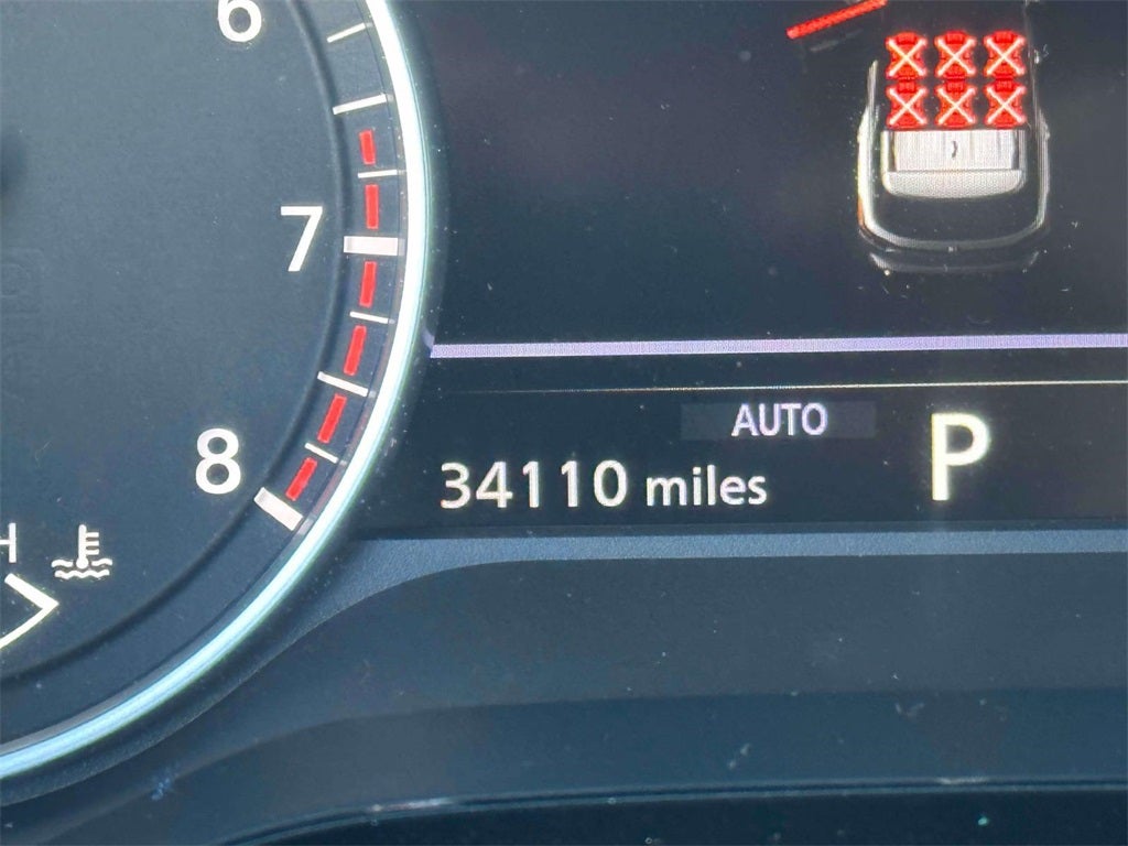 2023 Nissan Pathfinder SL