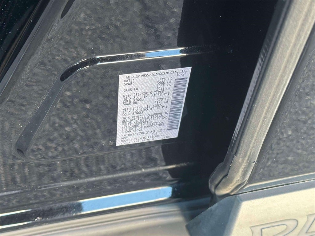 2024 Nissan Pathfinder SL