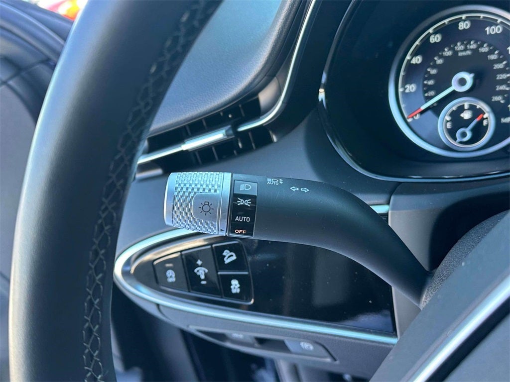 2025 Genesis GV70 2.5T