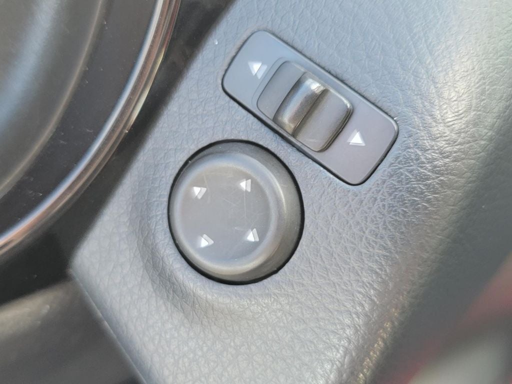 2022 Nissan Rogue Sport SV CERTIFIED