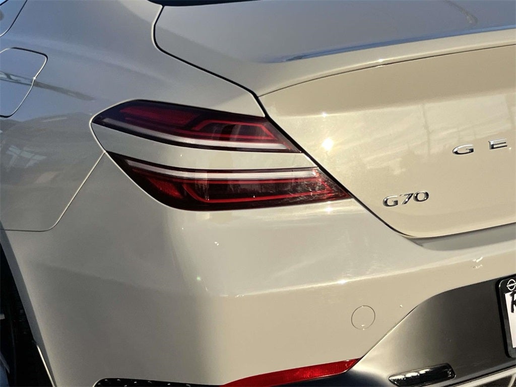 2025 Genesis G70 2.5T