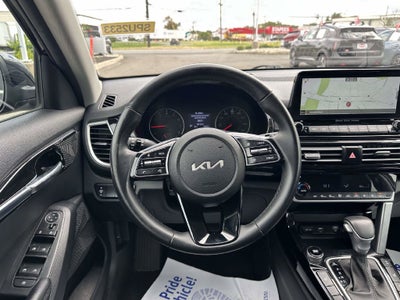 2022 Kia Seltos EX