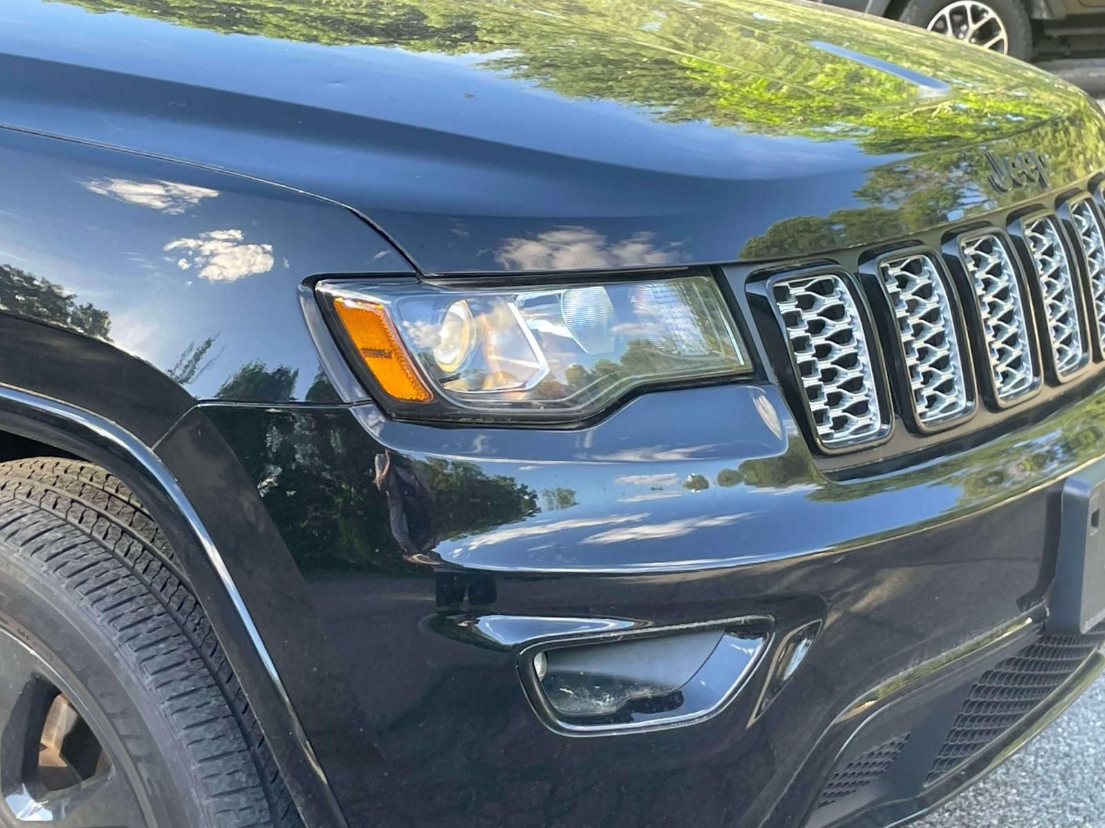 2021 Jeep Grand Cherokee Laredo X 4x4