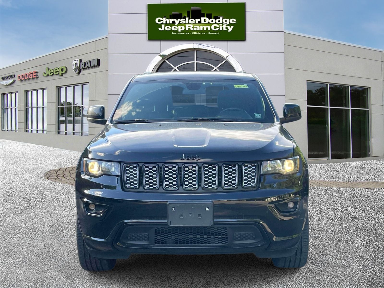 2021 Jeep Grand Cherokee Laredo X 4x4