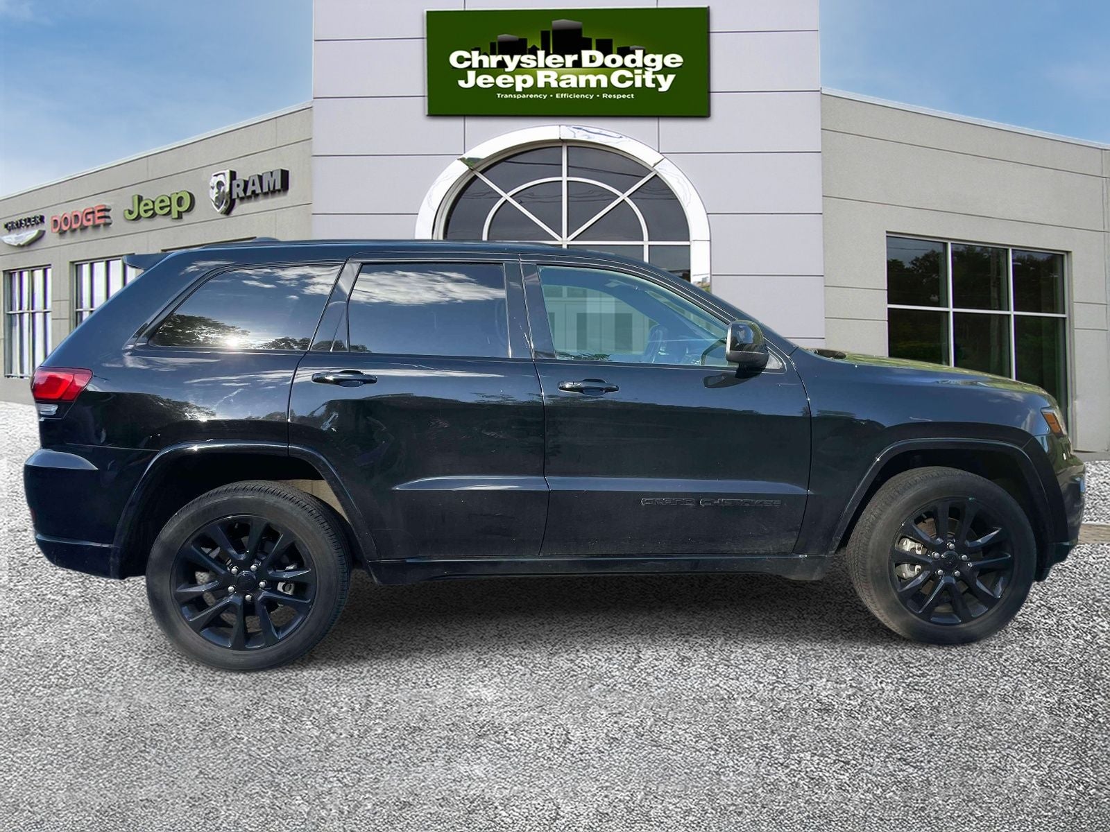 2021 Jeep Grand Cherokee Laredo X 4x4