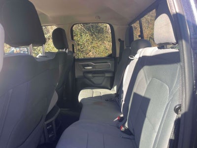 2020 RAM 1500 Big Horn Quad Cab 4x4 6'4' Box